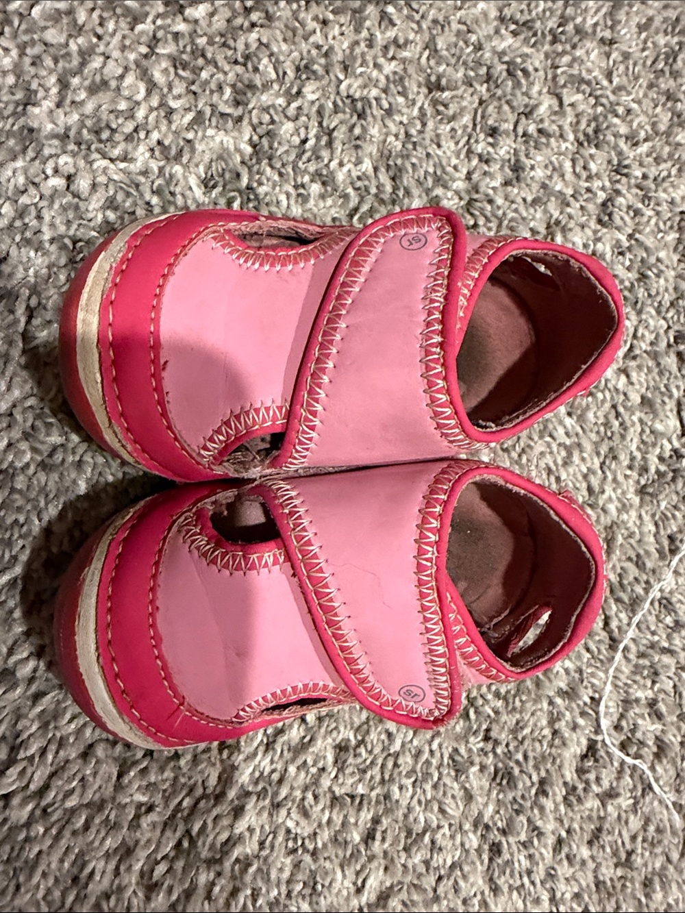 Stride Rite water shoes/summer sandals size 4
